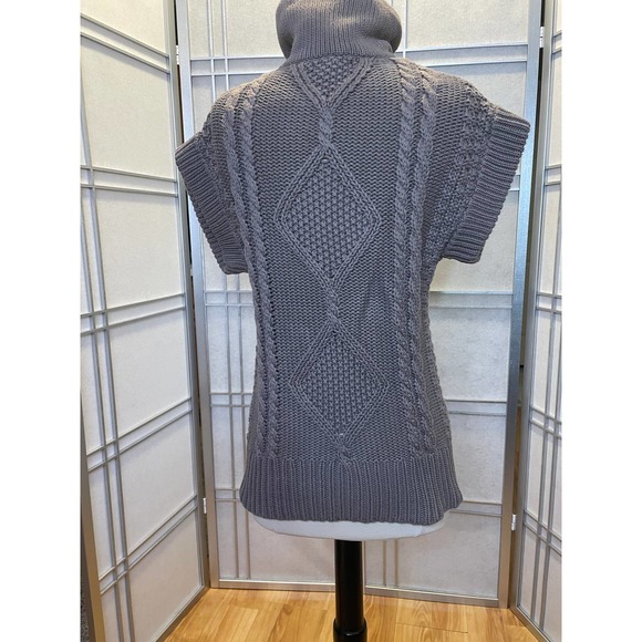 *Banana Republic Cable Knit Mock turtle Button Down Camel Sweater size Small - Picture 3 of 5